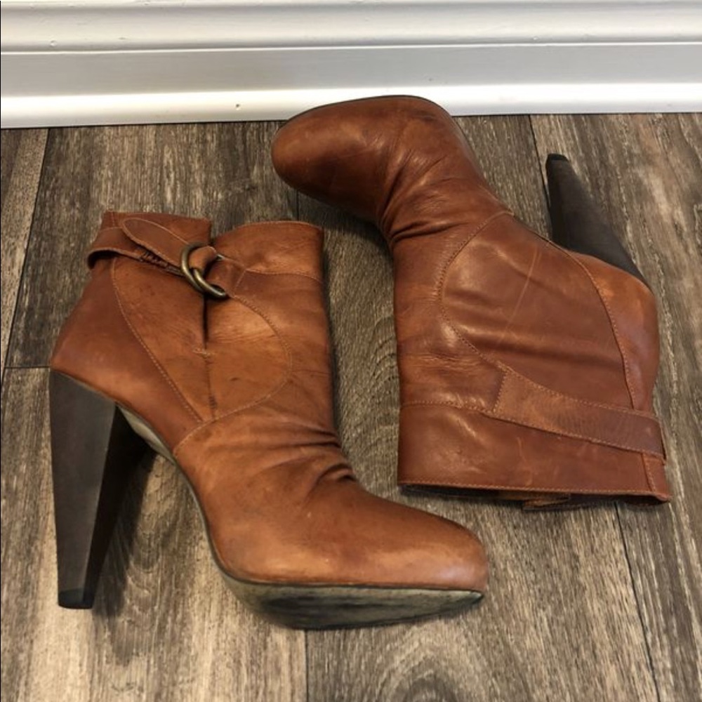 Steve Madden Women’s Boots Size 7.5
